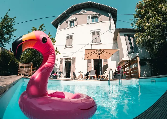 Le Serenite - T3 En Maison De Ville Avec Piscine